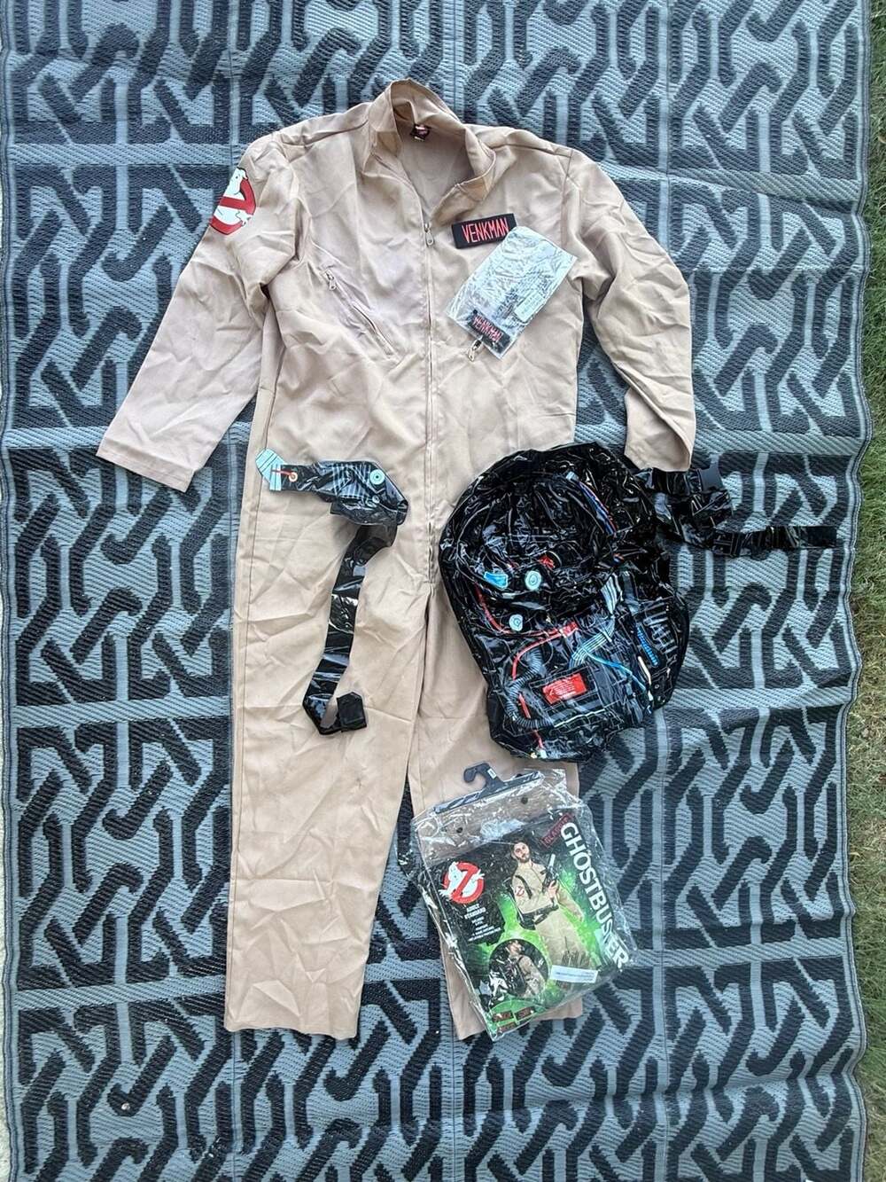 Ghostbusters Adult One Size Standard Costume Jumpsuit and Inflatable Proton Pack